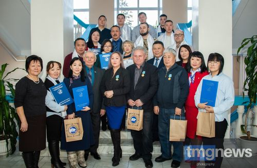 Депутаты «Единой России» поздравили работников печатных СМИ с профессиональным праздником – Днем российской печати