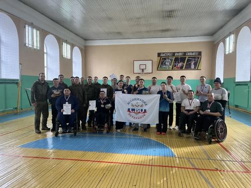 В Кызыле прошли соревнования по волейболу сидя