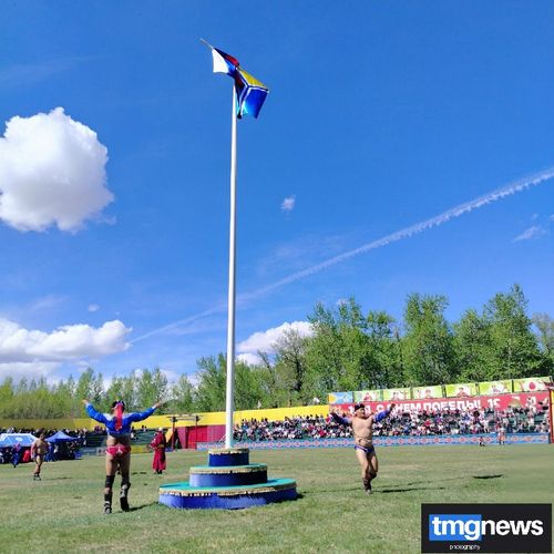 Хуреш в Кызыле: в честь героев прошлого и настоящего