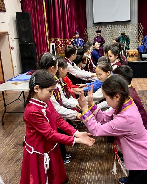 В Туве стартовал цикл культурных программ, посвященных Шагаа, для детей и школьников