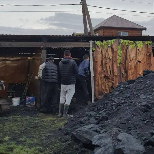 Волонтёры помогли семье участника СВО подготовится к отопительному сезону