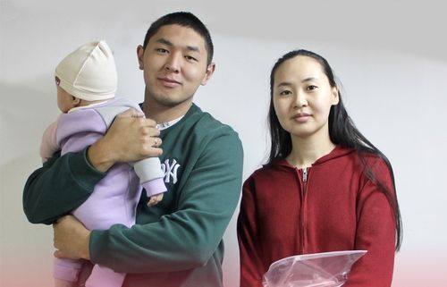 В Туве более тысячи семей получили подарочные наборы для новорожденных по программе «Малышу Тувы»