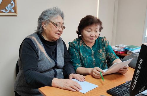 Улус өөредилгезиниң хоочун башкылары бодал-саналдары-биле үлешкен