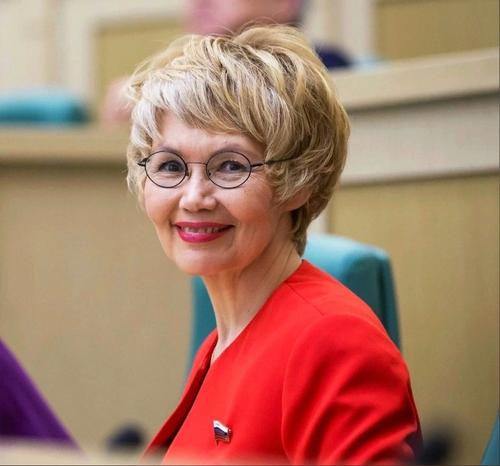 Дина Оюн: Айыткал кижиже база ооң бот-хандырылгазынче угланган ханы уткалыг