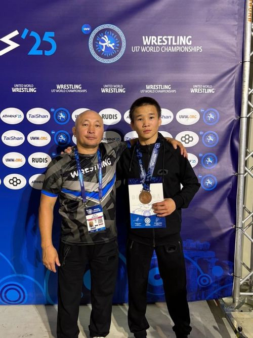 Чингис Сарыглар завоевал бронзу на чемпионате мира по вольной борьбе в Греции