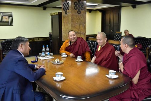 Глава Тувы встретился с Кунделинг Ринпоче