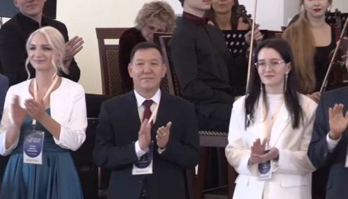 Учитель физики из Тувы примет участие в финале конкурса «Учитель года»