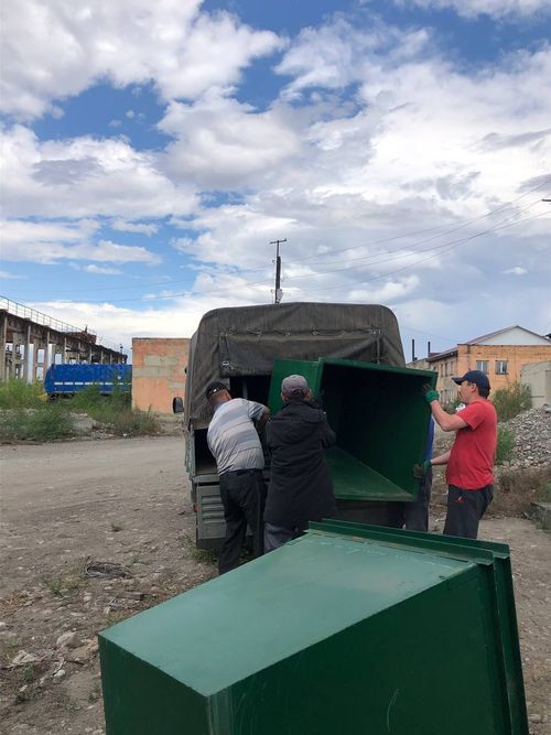 В Туву поступило более 100 контейнеров для сбора ТКО