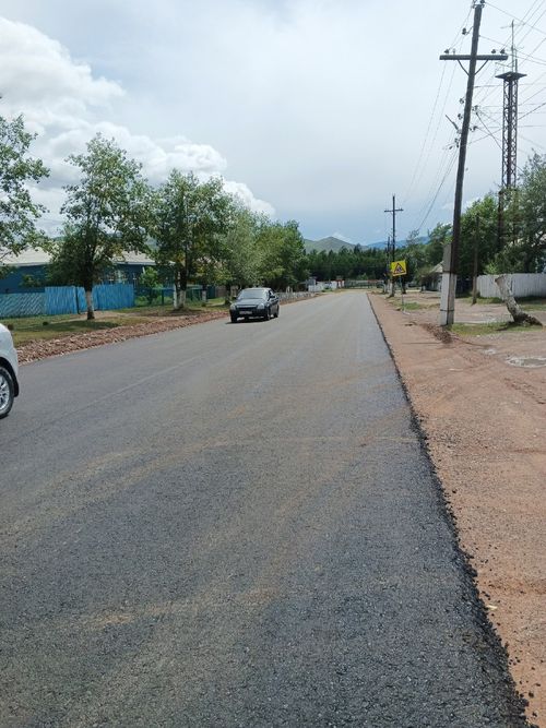 В Тес-Хеме в честь юбилея первой столицы Тувы проводится асфальтирование дорог