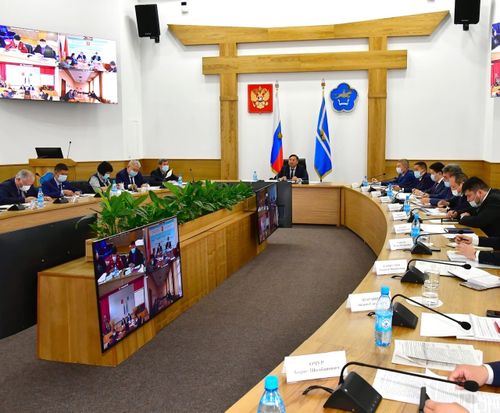 Глава Тувы поручил составить рейтинг самых открытых руководителей ведомств и районных администраций