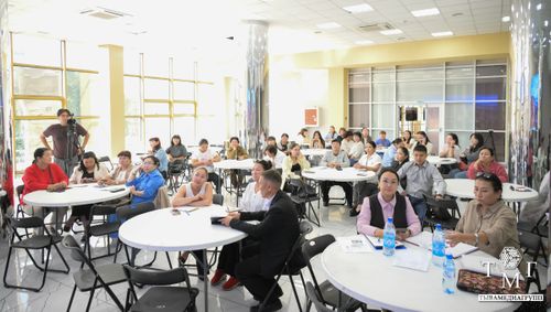 В Кызыле продолжается обучение общественных наблюдателей