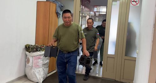 В Туве продолжается сбор гуманитарной помощи военнослужащим