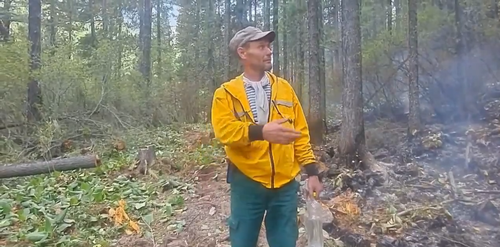 В Туве более 260 пожарных продолжают успешно тушить высокогорные пожары, несмотря на постоянный ветер