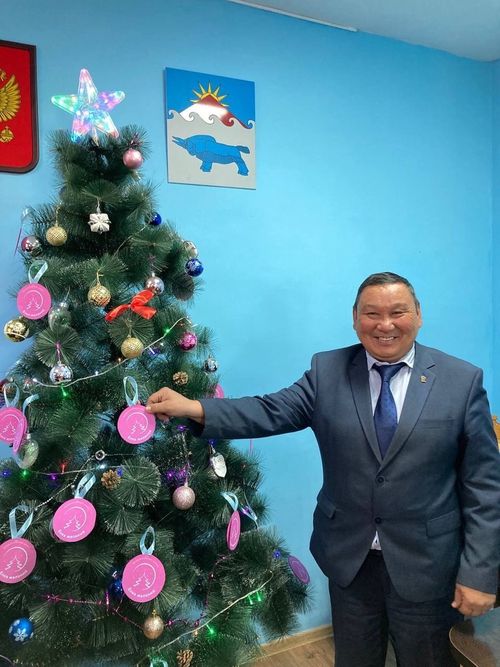 В Сут-Хольском районе стартовала акция «Елка желаний»