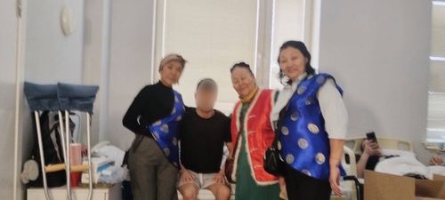 Деятели культуры Тувы навестили военнослужащих в госпиталях Подмосковья
