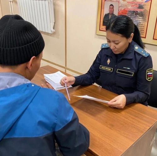 Сегодня в Туве единый день приема судебных приставов для участников СВО и членов их семей