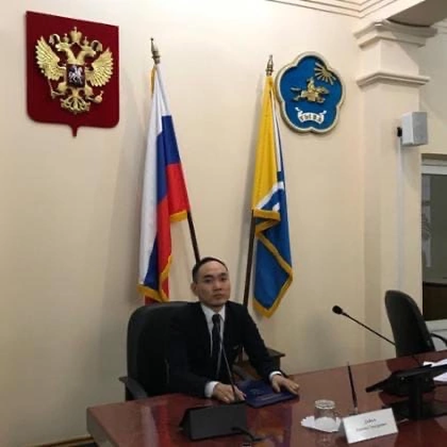 Члены молодежного парламента Тувы приняли участие в предварительном голосовании «Единой России»