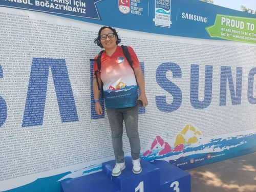 Судья из Овюрского района переплыла пролив Босфор