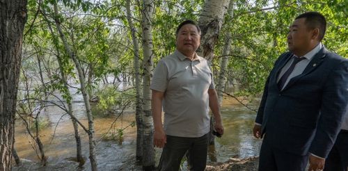 Суг үериниң айыылы тургустунуп турар