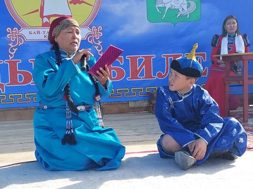 Салым-чаяанныг малчын өг-бүле: Буян биле Алдынай Кара-Салдар