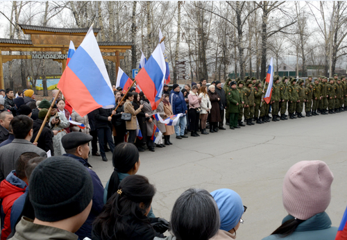 В Туве прошел митинг в поддержку специальной военной операции