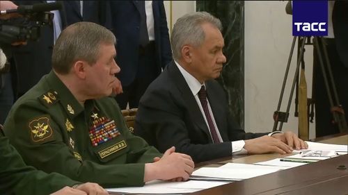 Сергей Шойгу будет курировать комиссию ВПК