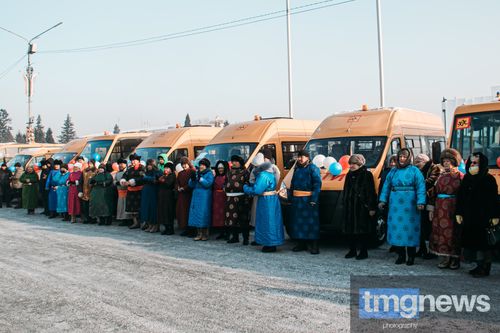 В Туве продолжают обновлять автопарки образовательных учреждений