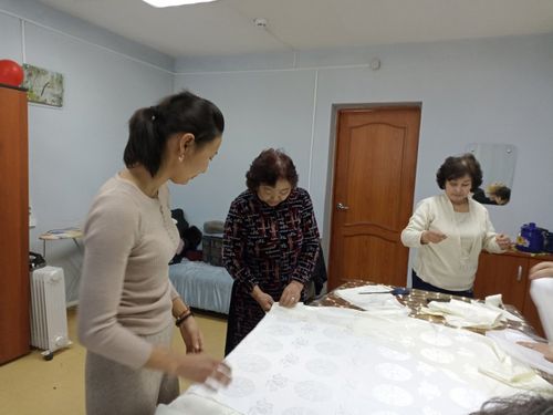 Шесть жительниц Бай-Тайгинского района научились шить «Тыва тон»