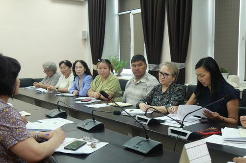 Министр культуры Тувы провёл совещание с начальниками районных Управлений культуры