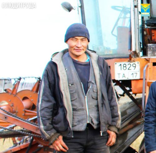 Айдыс Домбаа: «Хороший механизатор должен чувствовать технику, как свое тело»