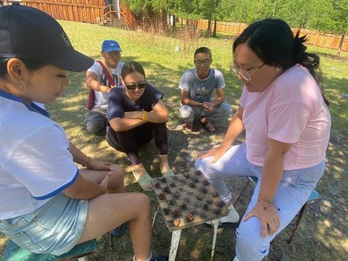 Для студентов-активистов организовали оздоровительный отдых возле озера Чагытай