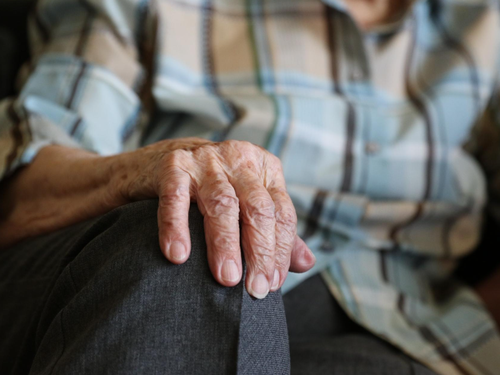 Свыше 17 тысяч льготников Тувы получают набор социальных услуг в натуральном виде