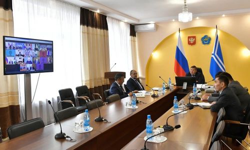 Тываның Баштыңы «Сибирь дугуржулгазы» регионнар аразының ассоциация хуралынга киришкен