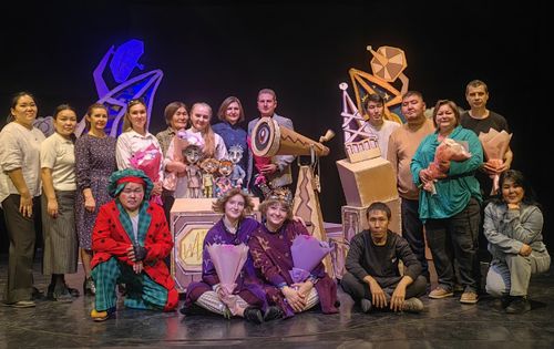 Тувинский театр кукол открыл сезон интерактивным праздником и премьерой из Горловки