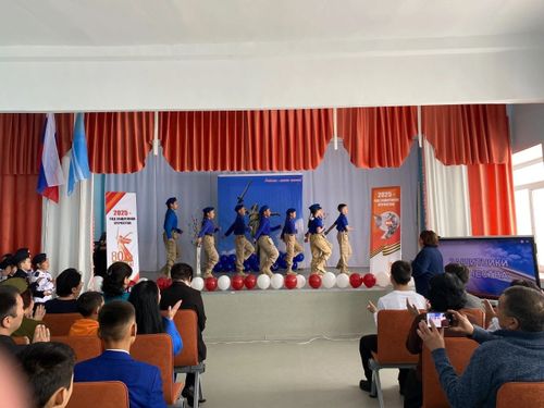 В Эрзинском районе торжественно открыли Год защитника Отечества