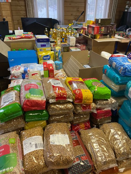 В Туве собирают и отправляют гуманитарную помощь гражданам ДНР, ЛНР и Украины