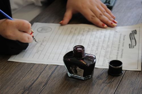 На фестивале народного творчества «Салют Победы» в Туве проходит акция «Письмо бойцу России»