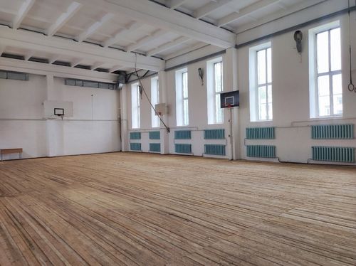 В школе Турана модернизируют спортивный зал