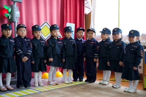 В Тес-Хемском районе открылась первая дошкольная группа юных инспекторов движения