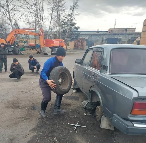 Чолаачыларга ак орукту күзеп, шылгарааннарны шаңнап-мактаан