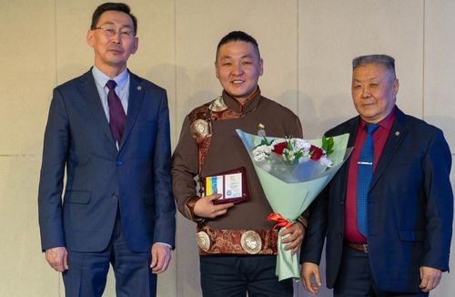 Айдын Седии – Заслуженный артист Тувы