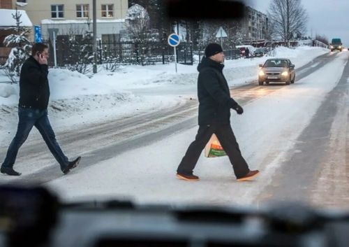 Водителей Тувы призывают быть предельно внимательными на дорогах