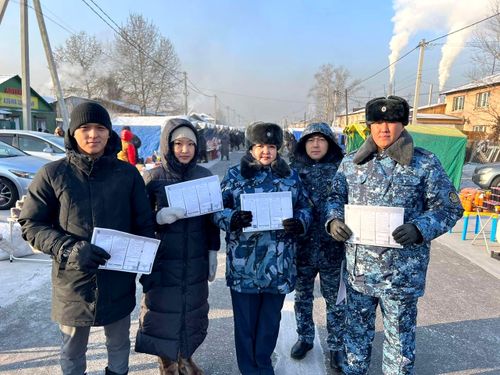 Сотрудники УФСИН рассказали жителям пгт Каа-Хем о методах борьбы с коррупцией