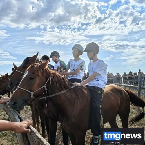 «Наадым-2025»: В Туве стартовал чемпионат по национальным конным скачкам