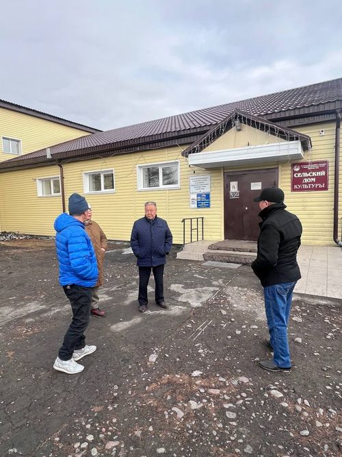 По народной программе "Единой России" в Туве продолжается капитальный ремонт школ