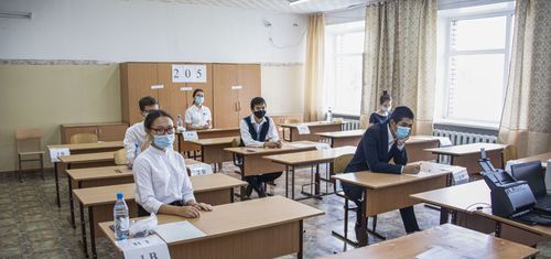 В Туве более тысячи выпускников сдали ЕГЭ по предметам обществознание и физика