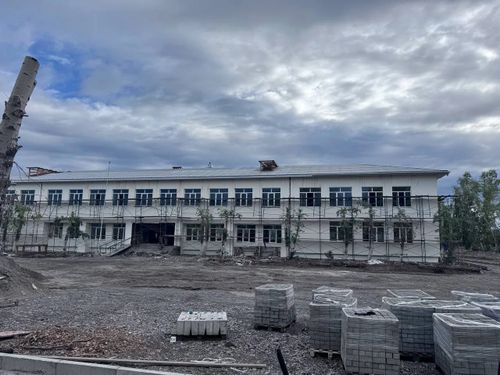 Готовность капремонта школы № 1 г. Шагонара оценивается в 61,5%