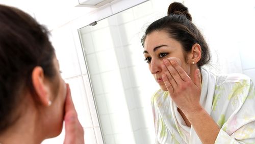 Косметолог рассказала о защите кожи от весеннего солнца