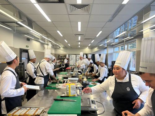 Креативные повара Тувы прошли повышение квалификации в Красноярске