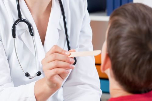Почему важен профилактический осмотр школьников у врача перед началом учебного года
